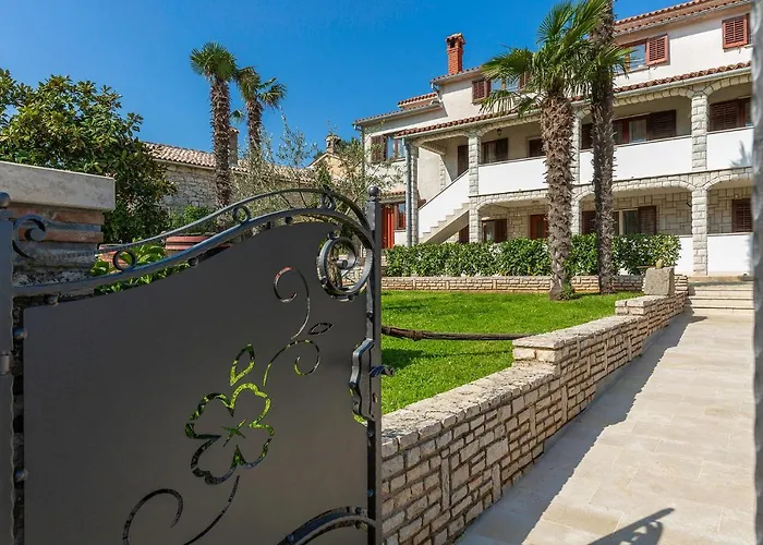 Rita 아파트 포레치