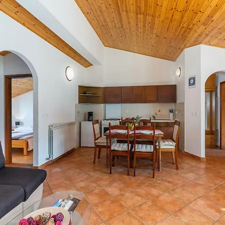 Rita Apartman Porec